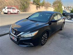 نيسان ألتيما